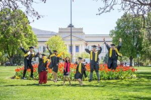 op 10 Scholarships in the World to Study Abroad